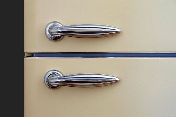 handles-1668281_1280-44bf9b75 image